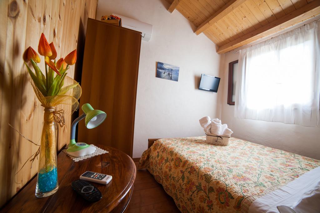 Acqua Di Mare Bed and Breakfast Locogrande Kamer foto